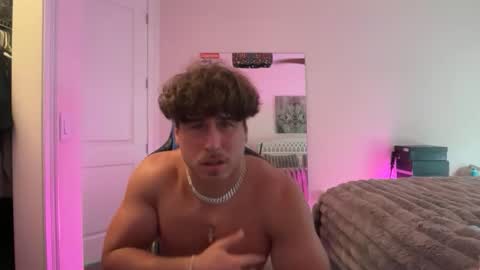 Snapshot of hungkingg22 chatting on 04-01-26, 04:26 hungkingg22 online show from 04-01-26, 04:26