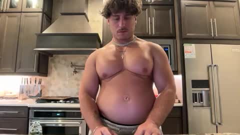Snapshot of hungkingg22 chatting on 05-15-26, 04:25 hungkingg22 online show from 05-15-26, 04:25