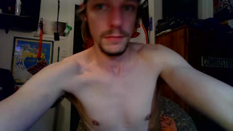 Snapshot of hungtxcock92 chatting on 03-11-25, 08:30 hungtxcock92 online show from 03-11-25, 08:30