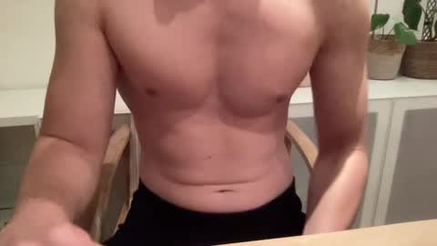 Snapshot of hungwank95 chatting on 01-09-25, 06:26 hungwank95 online show from 01-09-25, 06:26