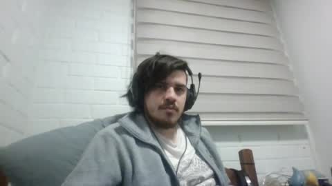 Snapshot of hungweeb chatting on 05-26-26, 03:57 Rod online show from 05-26-26, 03:57