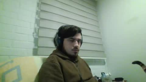 Snapshot of hungweeb chatting on 06-03-26, 01:52 Rod online show from 06-03-26, 01:52