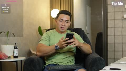 Snapshot of hunk_ryan chatting on 01-06-25, 06:10 hunk_ryan online show from 01-06-25, 06:10