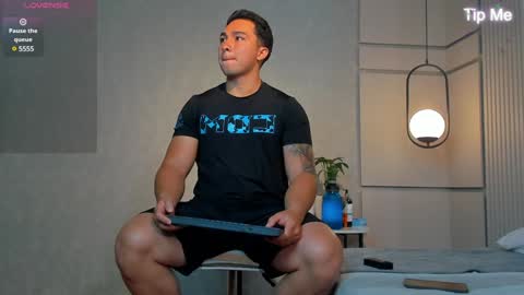 Snapshot of hunk_ryan chatting on 01-10-25, 09:02 hunk_ryan online show from 01-10-25, 09:02