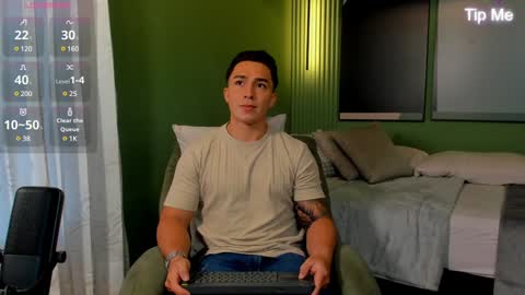 Snapshot of hunk_ryan chatting on 01-17-25, 05:08 hunk_ryan online show from 01-17-25, 05:08