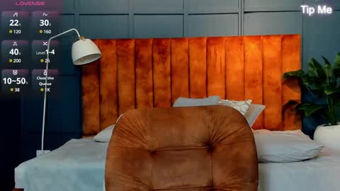 Snapshot of hunk_ryan chatting on 02-11-25, 03:51 hunk_ryan online show from 02-11-25, 03:51