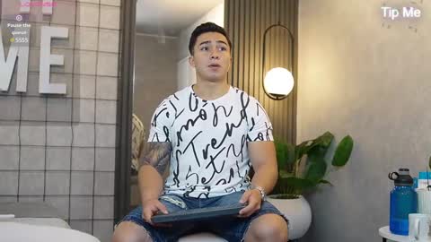 Snapshot of hunk_ryan chatting on 02-26-25, 12:14 hunk_ryan online show from 02-26-25, 12:14