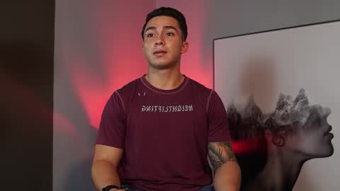 Snapshot of hunk_ryan chatting on 10-09-25, 12:36 hunk_ryan online show from 10-09-25, 12:36