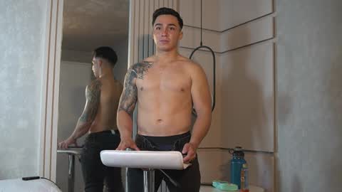 Snapshot of hunk_ryan chatting on 10-22-25, 01:11 hunk_ryan online show from 10-22-25, 01:11