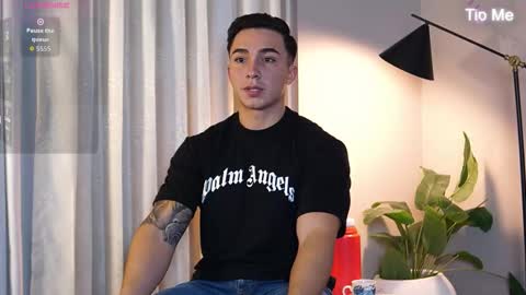 Snapshot of hunk_ryan chatting on 10-24-25, 08:22 hunk_ryan online show from 10-24-25, 08:22