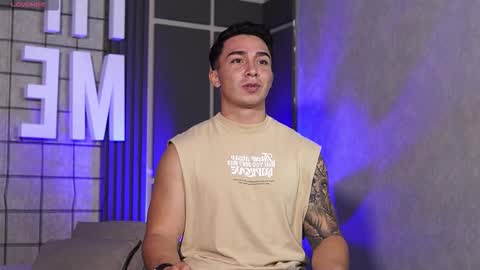 Snapshot of hunk_ryan chatting on 10-26-25, 04:18 hunk_ryan online show from 10-26-25, 04:18