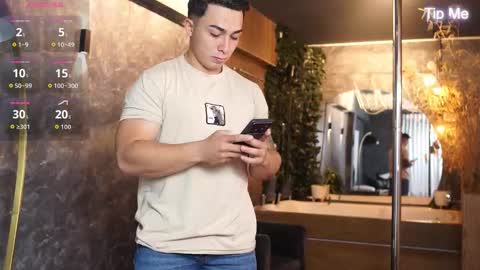 Snapshot of hunk_ryan chatting on 12-05-25, 12:03 hunk_ryan online show from 12-05-25, 12:03