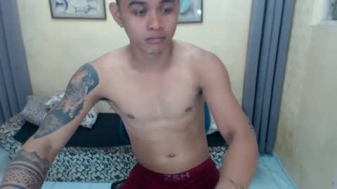 Snapshot of hunkdanny chatting on 01-22-25, 11:12 Danny online show from 01-22-25, 11:12