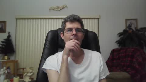 Snapshot of hunkmasclefad458 chatting on 12-29-24, 04:48 hunkmasclefad458 online show from 12-29-24, 04:48