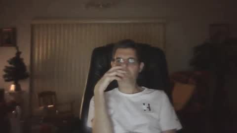 hunkmasclefad458 online show from 12-02-25, 04:40