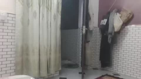 hunkster102 online show from 03-25-26, 01:39