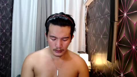 hunkylloyd online show from 01-28-25, 06:49