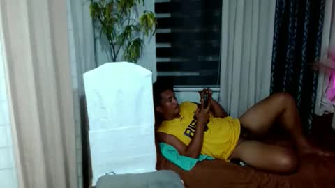 hunkylloyd online show from 10-17-25, 05:54