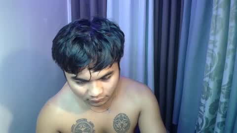 hunkyzeus online show from 05-20-26, 08:53