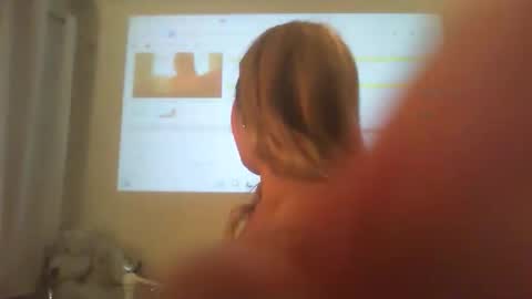 hunnyboo2323 online show from 05-16-26, 12:29