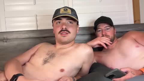 Hunter online show from 09-28-25, 03:34