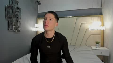 hunterheat_ online show from 09-18-25, 12:07