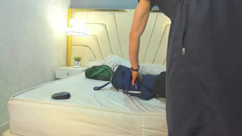 hunterheat_ online show from 09-23-25, 11:24