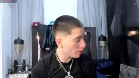 hunterheat_ online show from 04-21-26, 01:39