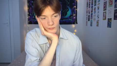 Snapshot of hunterrxxxhunter chatting on 01-30-25, 01:21 Hunter online show from 01-30-25, 01:21