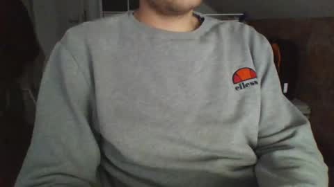 Snapshot of hunting_007 chatting on 01-17-25, 03:11 hunting_007 online show from 01-17-25, 03:11