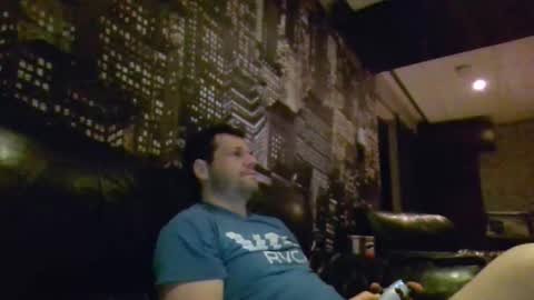 Snapshot of hurley7890 chatting on 05-09-26, 02:17 hurley7890 online show from 05-09-26, 02:17