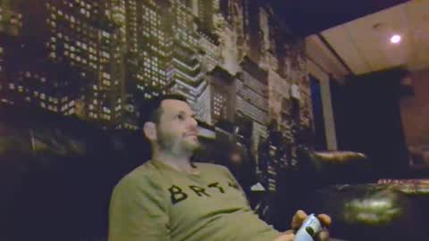 Snapshot of hurley7890 chatting on 05-27-26, 01:57 hurley7890 online show from 05-27-26, 01:57