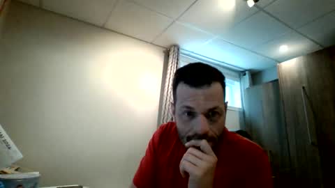 Snapshot of hurley7890 chatting on 05-29-26, 05:33 hurley7890 online show from 05-29-26, 05:33