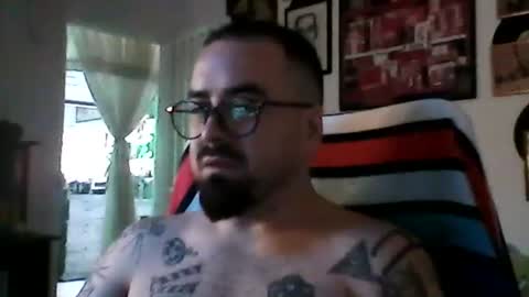 Snapshot of hurtadodirector chatting on 05-11-26, 09:56 hurtadodirector online show from 05-11-26, 09:56