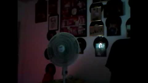Snapshot of hurtadodirector chatting on 05-26-26, 06:42 hurtadodirector online show from 05-26-26, 06:42