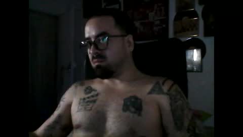 Snapshot of hurtadodirector chatting on 06-09-26, 05:52 hurtadodirector online show from 06-09-26, 05:52