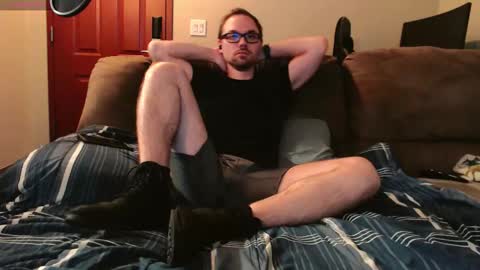 Snapshot of husky_dad chatting on 10-26-25, 03:23 Husky Dad online show from 10-26-25, 03:23
