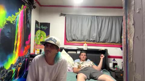 huskyclip70 online show from 05-15-26, 05:58