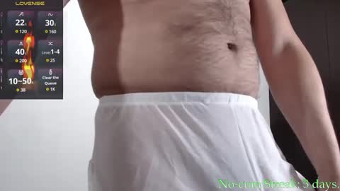 Snapshot of hxmister chatting on 01-03-25, 03:27 Andrew online show from 01-03-25, 03:27