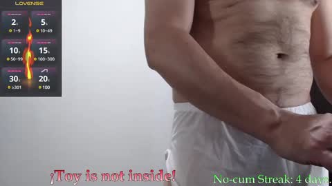 Snapshot of hxmister chatting on 01-28-25, 01:29 Andrew online show from 01-28-25, 01:29