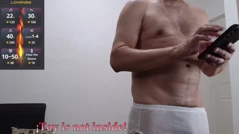 Snapshot of hxmister chatting on 03-04-25, 05:00 Andrew online show from 03-04-25, 05:00