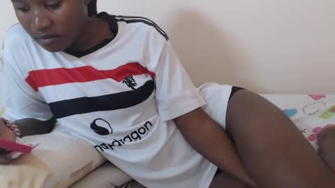hyacinth_b online show from 07-26-26, 11:11