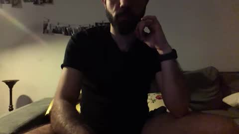 Snapshot of hydraengea chatting on 03-15-26, 01:44 IVY online show from 03-15-26, 01:44