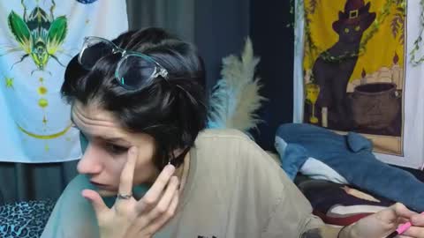 Hyeon Jin online show from 01-18-25, 09:02