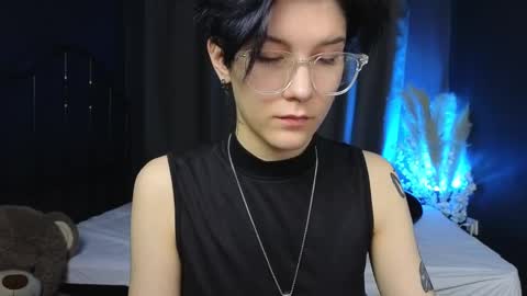 Hyeon Jin online show from 03-12-25, 01:51