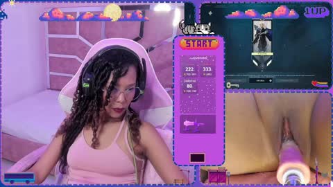 Snapshot of hyliebloom chatting on 01-21-25, 12:07 Ashley online show from 01-21-25, 12:07