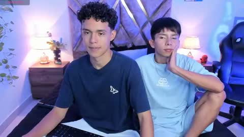 Snapshot of hyunjin_sun chatting on 09-28-25, 06:13 Son Hyunjin online show from 09-28-25, 06:13