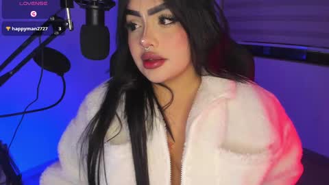 Snapshot of i_am_ari chatting on 02-18-25, 12:48 Ari online show from 02-18-25, 12:48