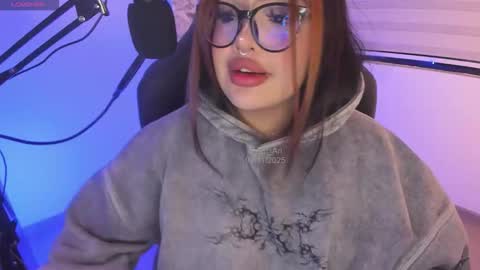 Snapshot of i_am_ari chatting on 11-10-25, 02:10 Ari online show from 11-10-25, 02:10