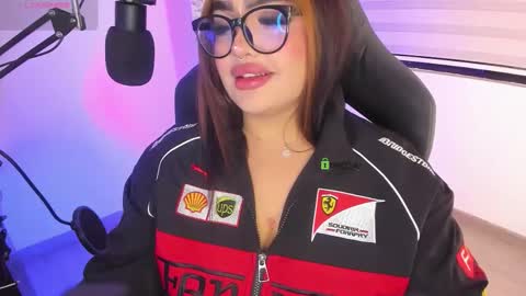 Snapshot of i_am_ari chatting on 02-14-26, 01:46 Ari online show from 02-14-26, 01:46